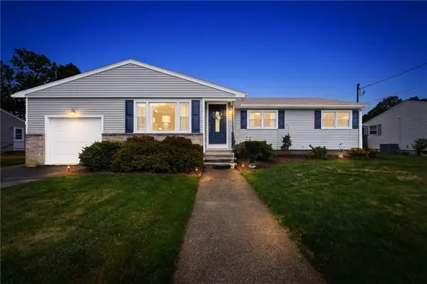 6 Setian Circle, Johnston, RI 02919