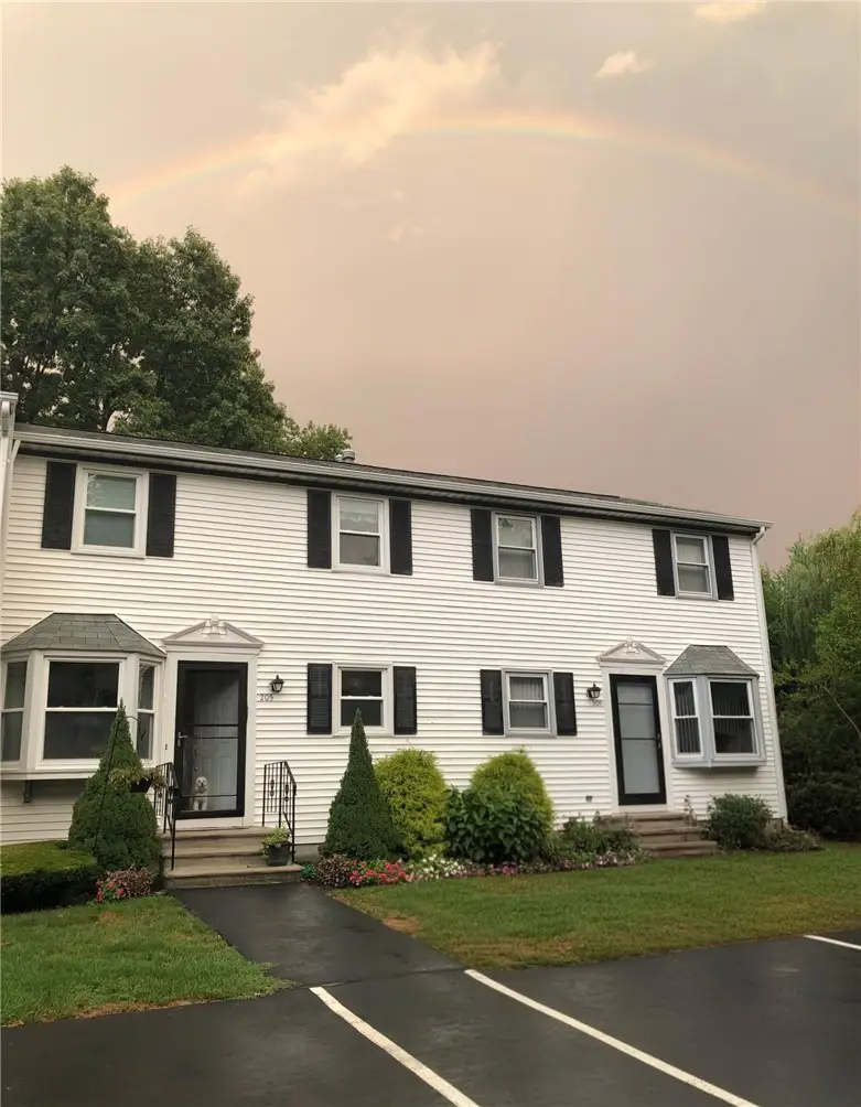 205 Woodhaven Court, Cranston, RI 02920 - #1