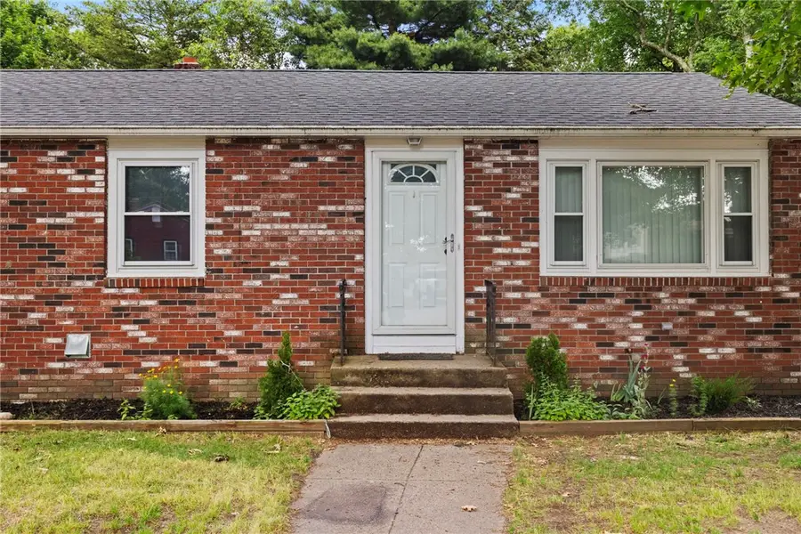 142 Adrian Street, Warwick, RI 02886 - #3