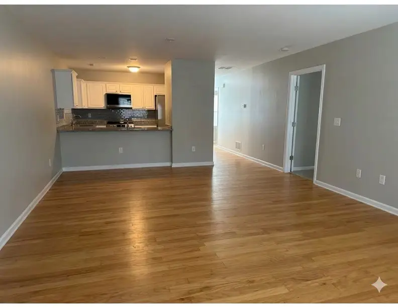 806 Village Green Circle, Coventry, RI 02816 - #3