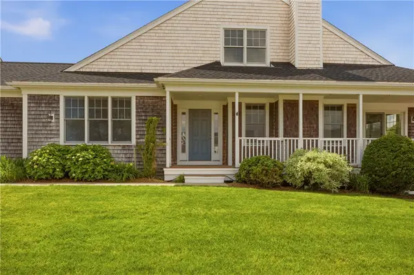 189 Ferry Landing Circle, Portsmouth, RI 02871
