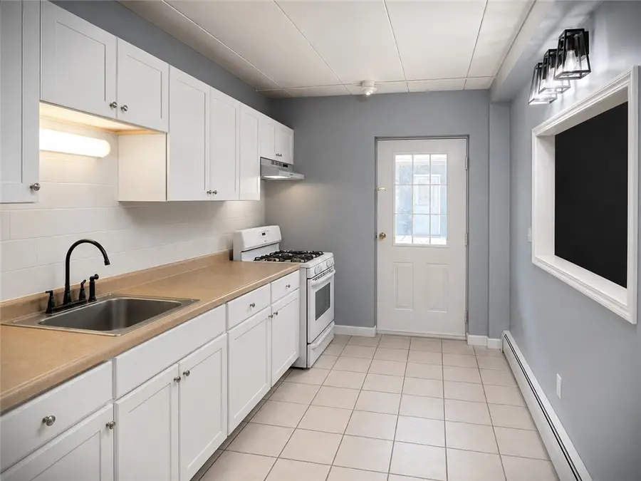 94 Cowesett Avenue #3, West Warwick, RI 02893 - #2