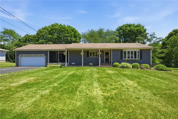 69 Roseland Terrace, Tiverton, RI 02878