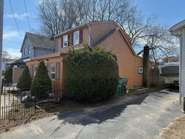 77 Huron Street, Warwick, RI 02889 - #2