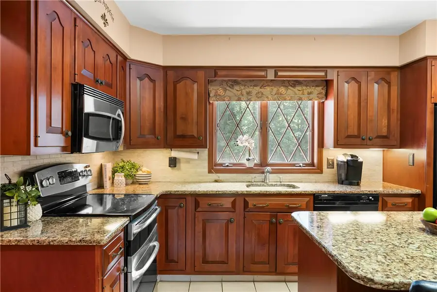 191 Fairway Drive, Seekonk, MA 02771 - #3