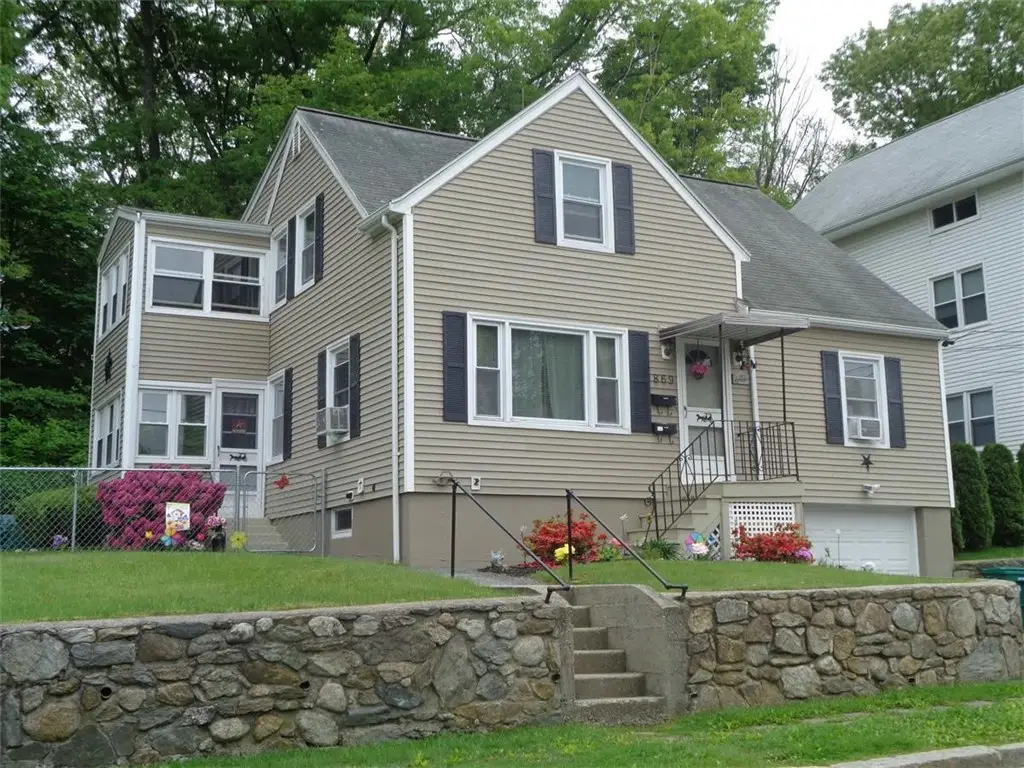 869 Bernon Street, Woonsocket, RI 02895 - #1