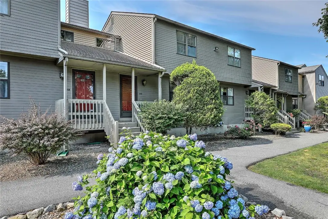 2705 Pinewood Drive, Smithfield, RI 02917 - #1