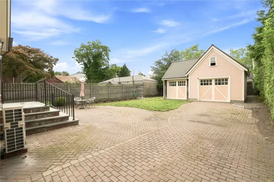21 Elm Street, Newport, RI 02840 - #3