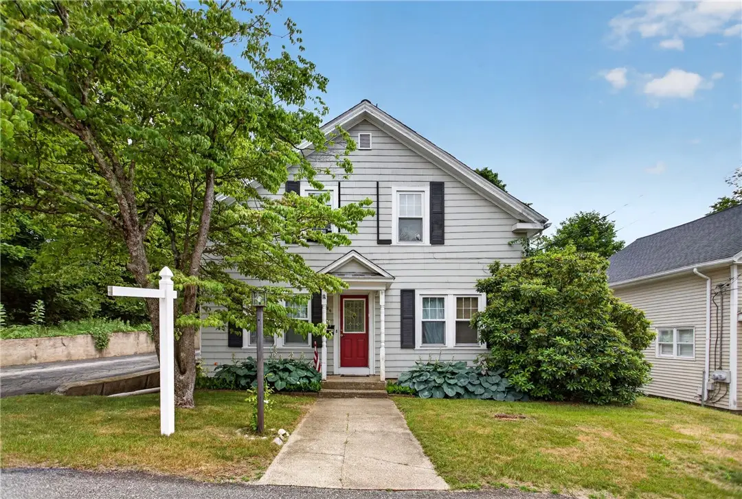 86 Summit Avenue, West Warwick, RI 02893 - #1