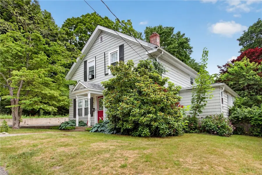 86 Summit Avenue, West Warwick, RI 02893 - #2