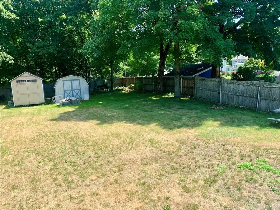 40 Esmond Street, Smithfield, RI 02917 - #3