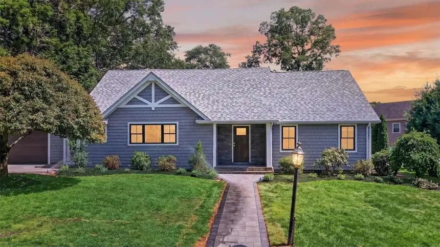 61 Applegate Road, Cranston, RI 02920 - #3