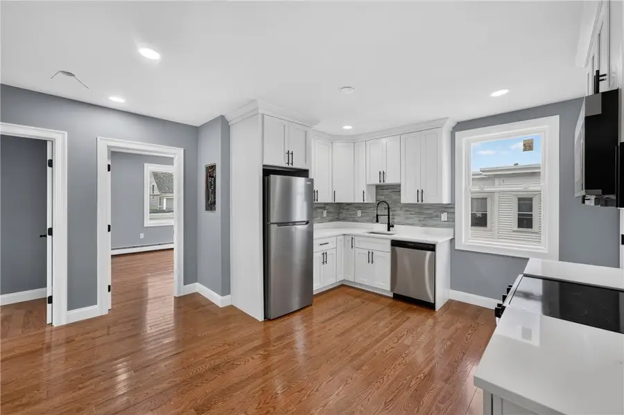100 Knight Street #6, Providence, RI 02909 - #2