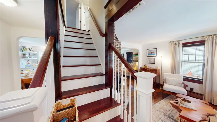32 South Fair Street, Warwick, RI 02888 - #3