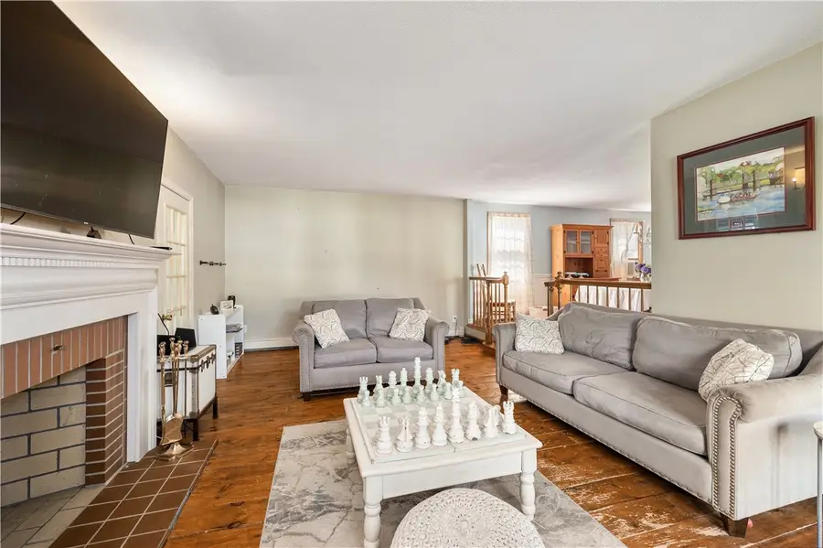 9 Plantation Drive, Cumberland, RI 02864 - #2