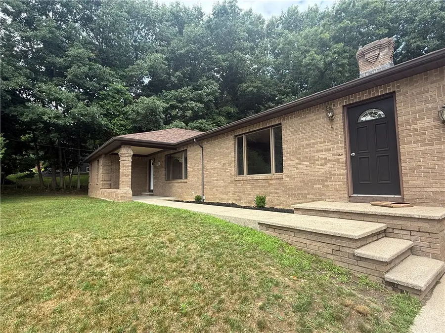 161 Council Rock Road, Cranston, RI 02921 - #2
