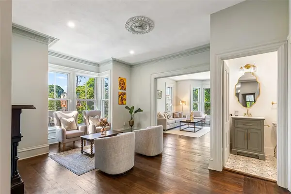 60 Bainbridge Avenue #2, Providence, RI 02909