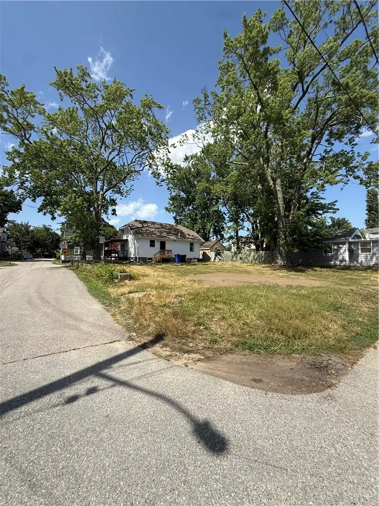 63 Shore Road, Riverside, RI 02915 - #2