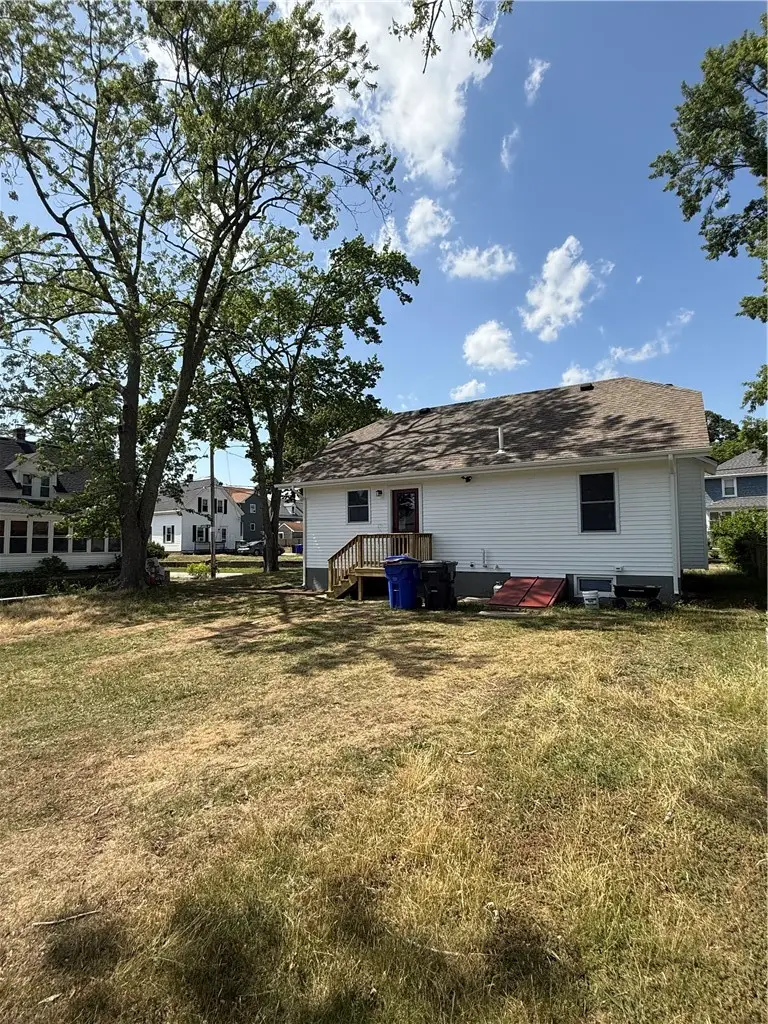 63 Shore Road, Riverside, RI 02915 - #3