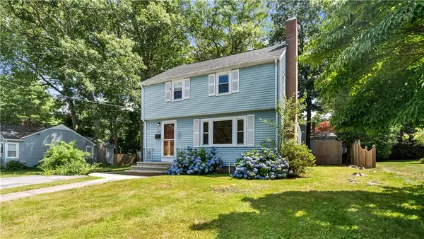 29 Cormier Road, Lincoln, RI 02865