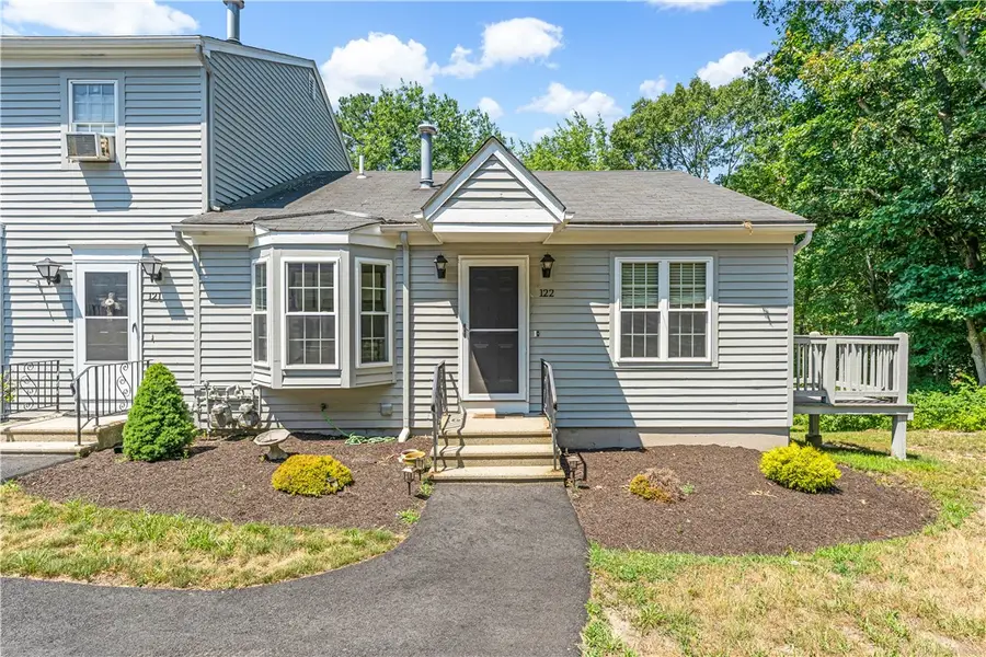565 Quaker Lane #122, West Warwick, RI 02893 - #2