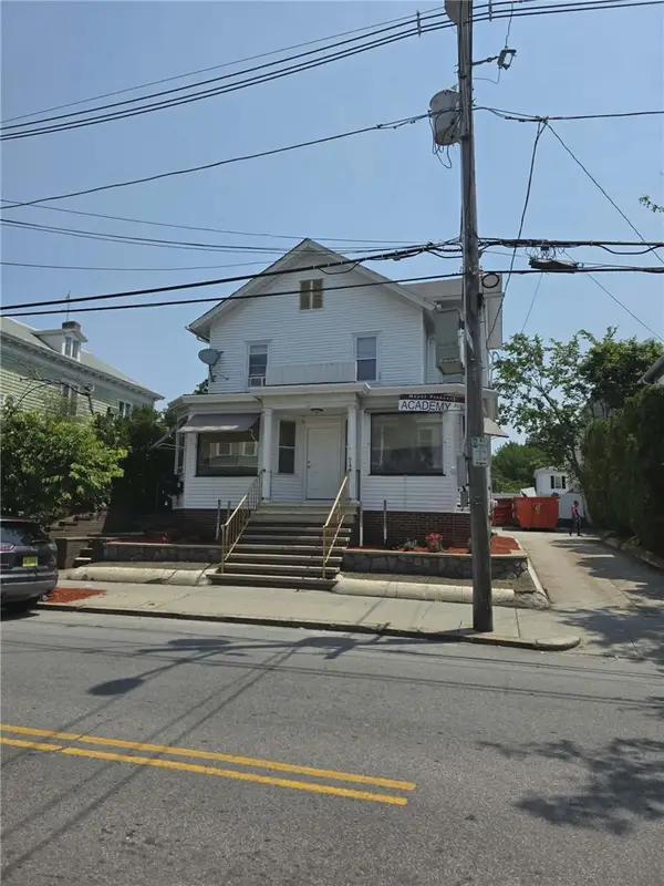 65 Academy Avenue, Providence, RI 02908