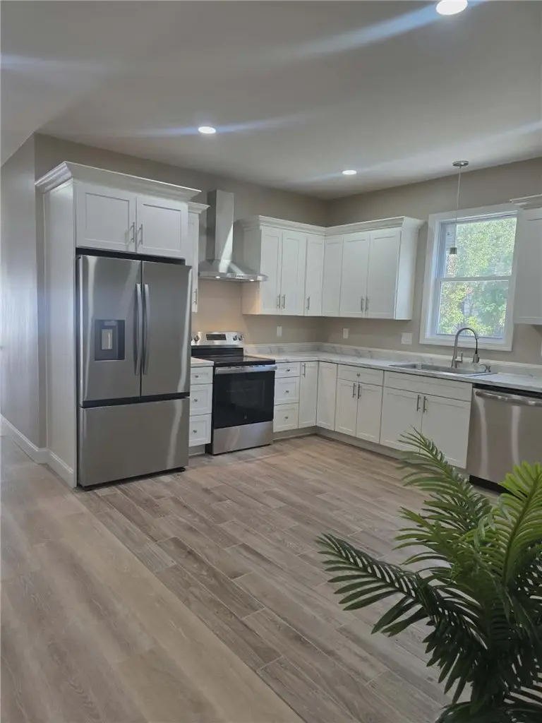 65 Academy Avenue, Providence, RI 02908 - #3