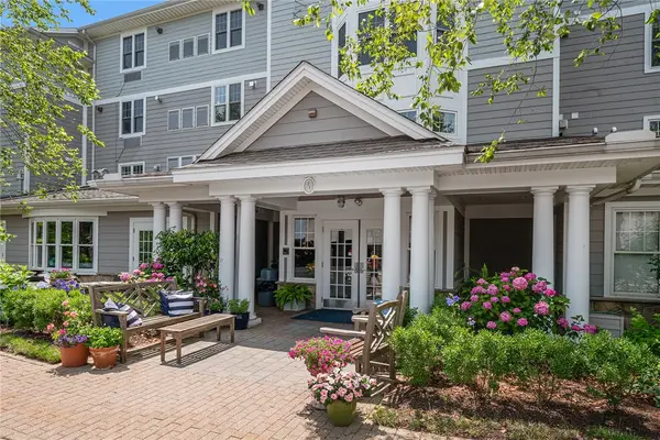 71 Starboard Drive #360, Tiverton, RI 02878