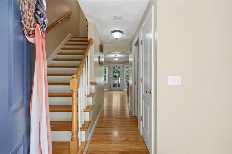 859 Knotty Oak Road, Coventry, RI 02816 - #3