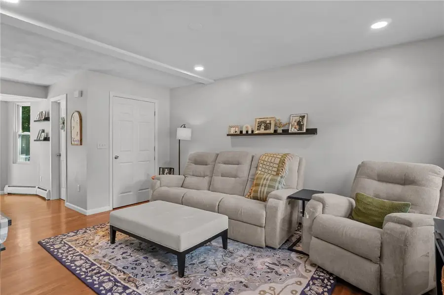 10 Loggers Run, West Warwick, RI 02893 - #3