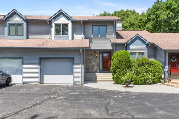 8 Acorn Court #E2, South Kingstown, RI 02879
