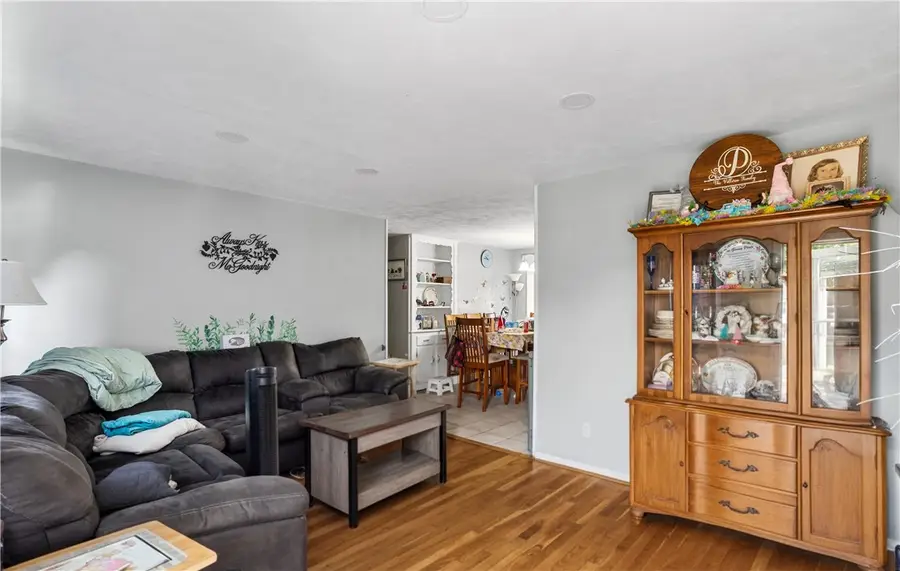 118 Foxcroft Avenue, Warwick, RI 02889 - #2