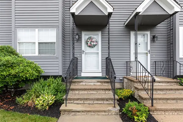 2 Magnum Court #24, Smithfield, RI 02917