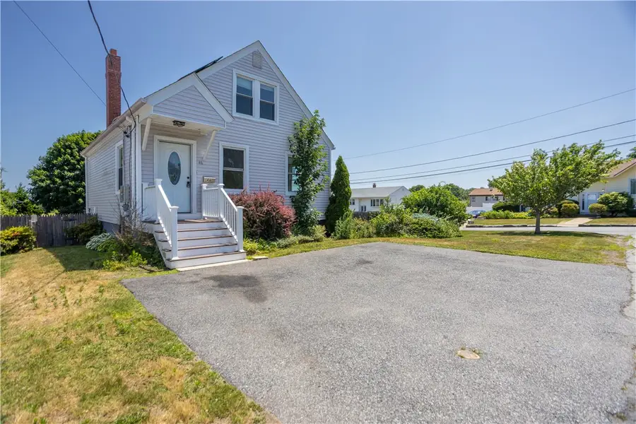 46 Irving Street, North Providence, RI 02904 - #2