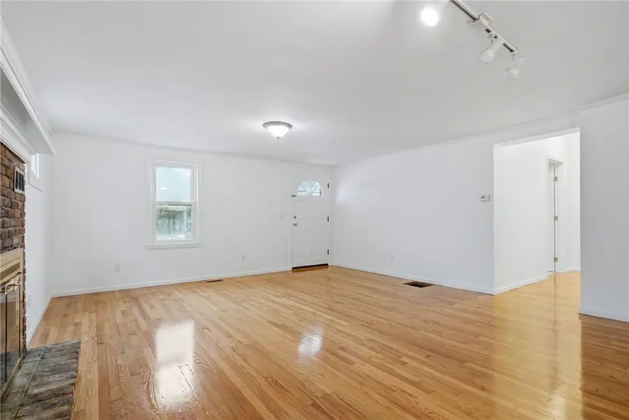 61 West Warwick Avenue, West Warwick, RI 02893 - #3