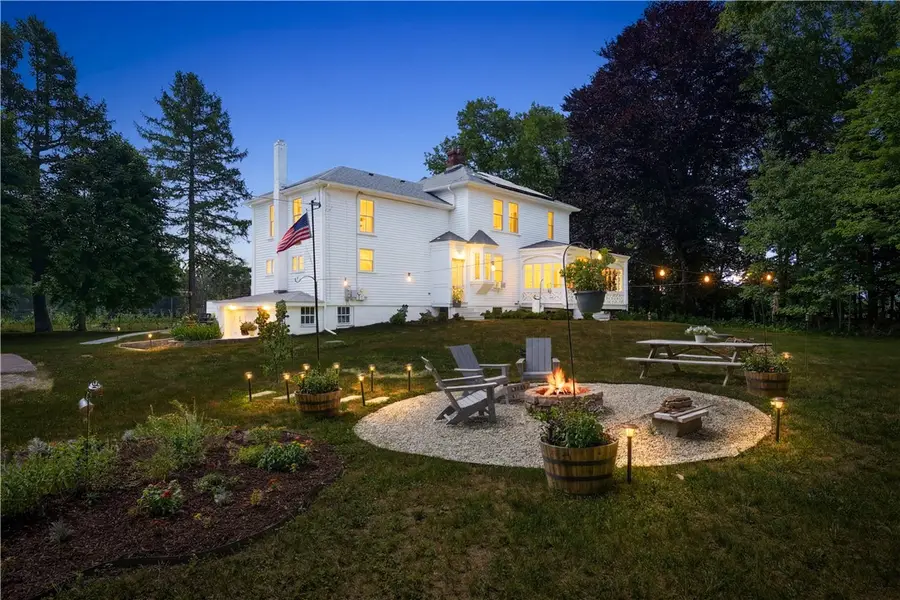 3672 S County Trail, Richmond, RI 02892 - #2