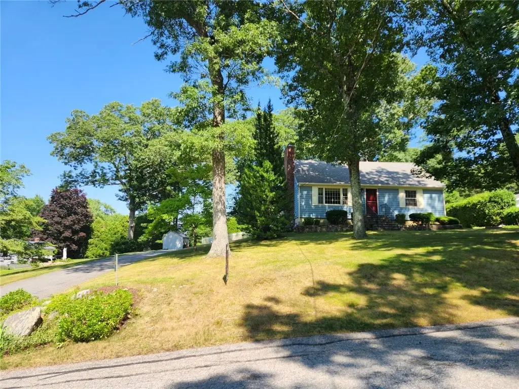 4 Patricia Avenue, North Smithfield, RI 02896 - #1