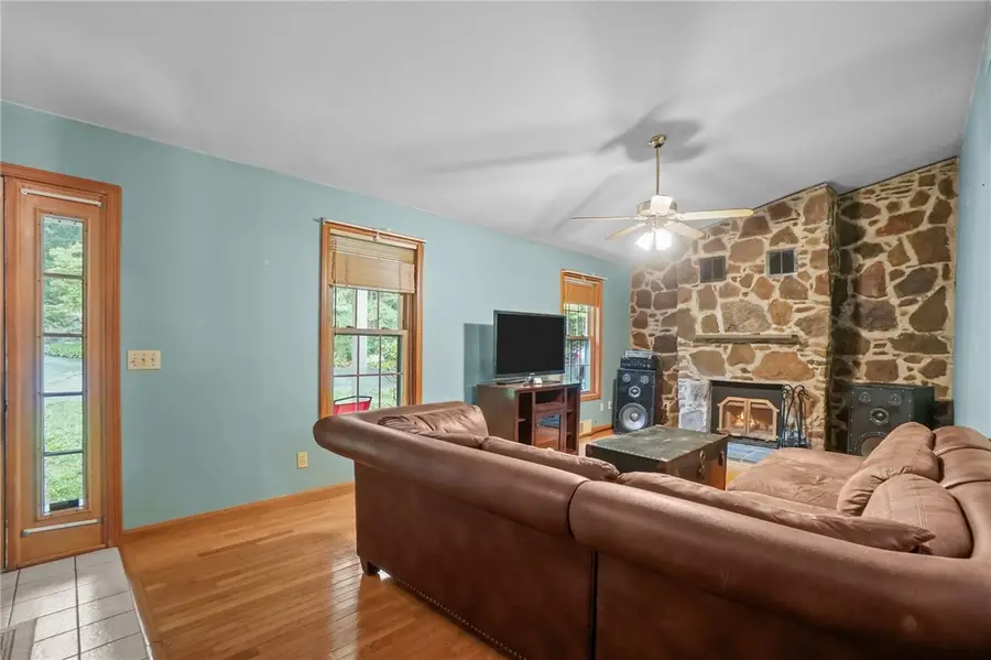 18 Biscuit Hill Road, Foster, RI 02825 - #3