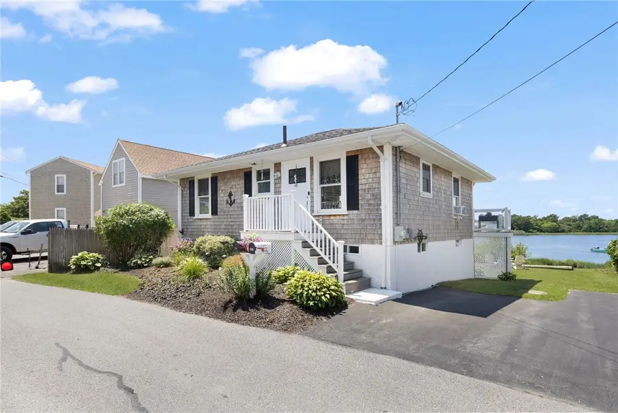 345 Riverside Street, Portsmouth, RI 02871 - #2