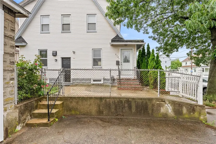 912 Narragansett Boulevard, Providence, RI 02905 - #3