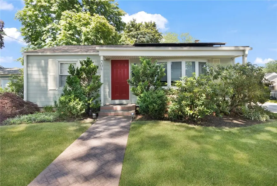 20 Deer Street, Rumford, RI 02916 - #2