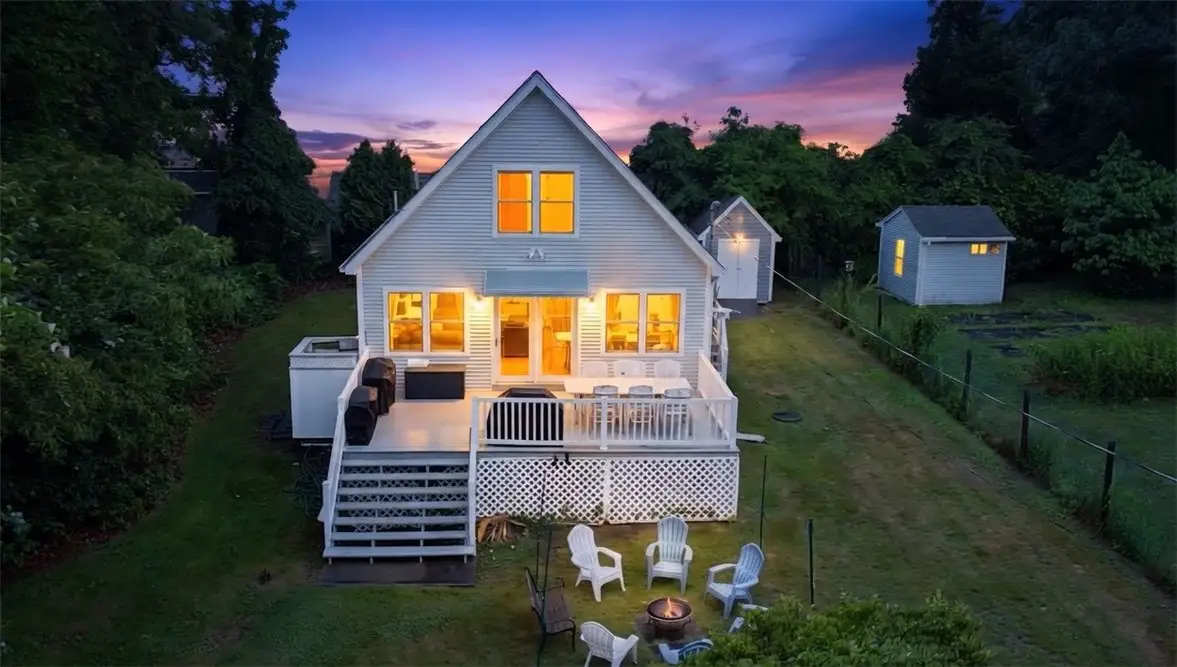 043 Merrill Lane, Portsmouth, RI 02871 - #1