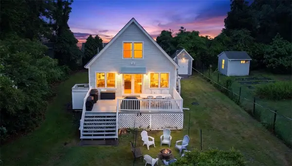 043 Merrill Lane, Portsmouth, RI 02871