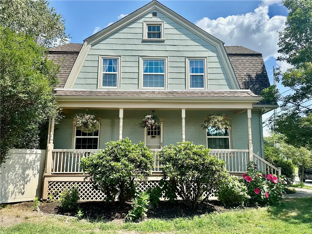 10 Dartmouth Street, Pawtucket, RI 02860 - #1