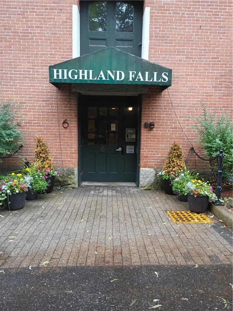 2 School Street #105, Lincoln, RI 02802 - #1