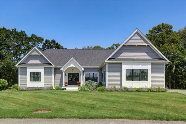 42 Aubin Street, Seekonk, MA 02771