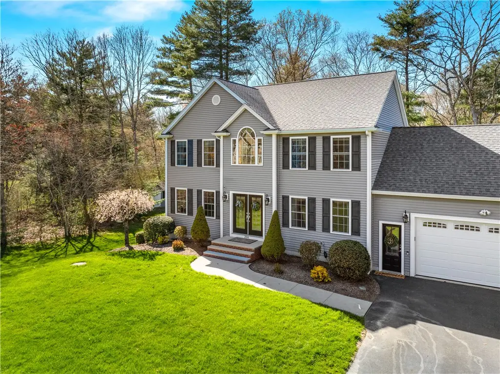 206 Burnside Avenue, Seekonk, MA 02771 - #1