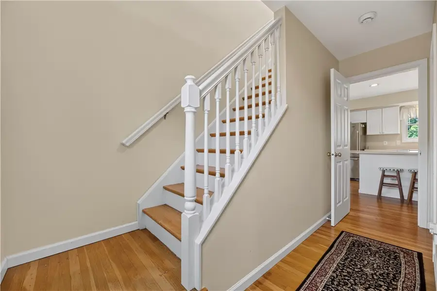 8 Upland Road, Westerly, RI 02891 - #3