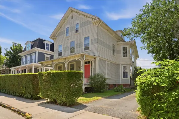 15 Ayrault Street, Newport, RI 02840