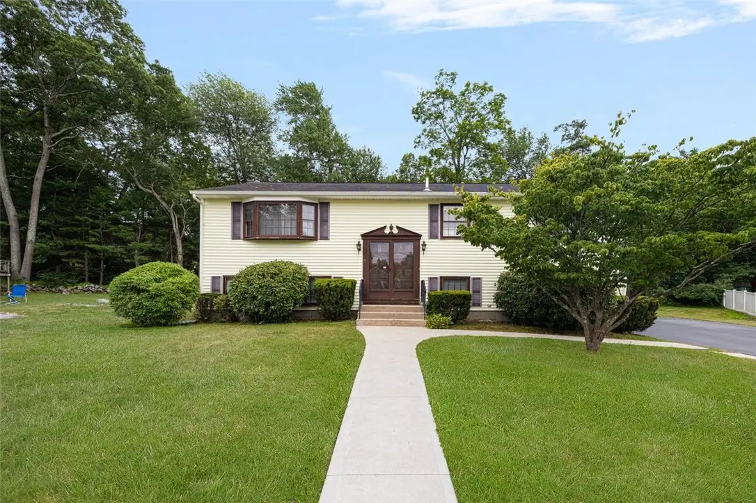 18 Fawn Lane, West Warwick, RI 02893 - #1